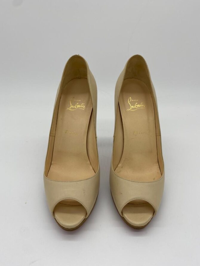 Christian Louboutin Beige Peep Toe Size 40